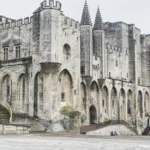 Le palais des papes à Avignon