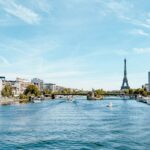 Que peut-on Admirer les rivages de l'Ile de Cygnes et le Pont Mirabeau?